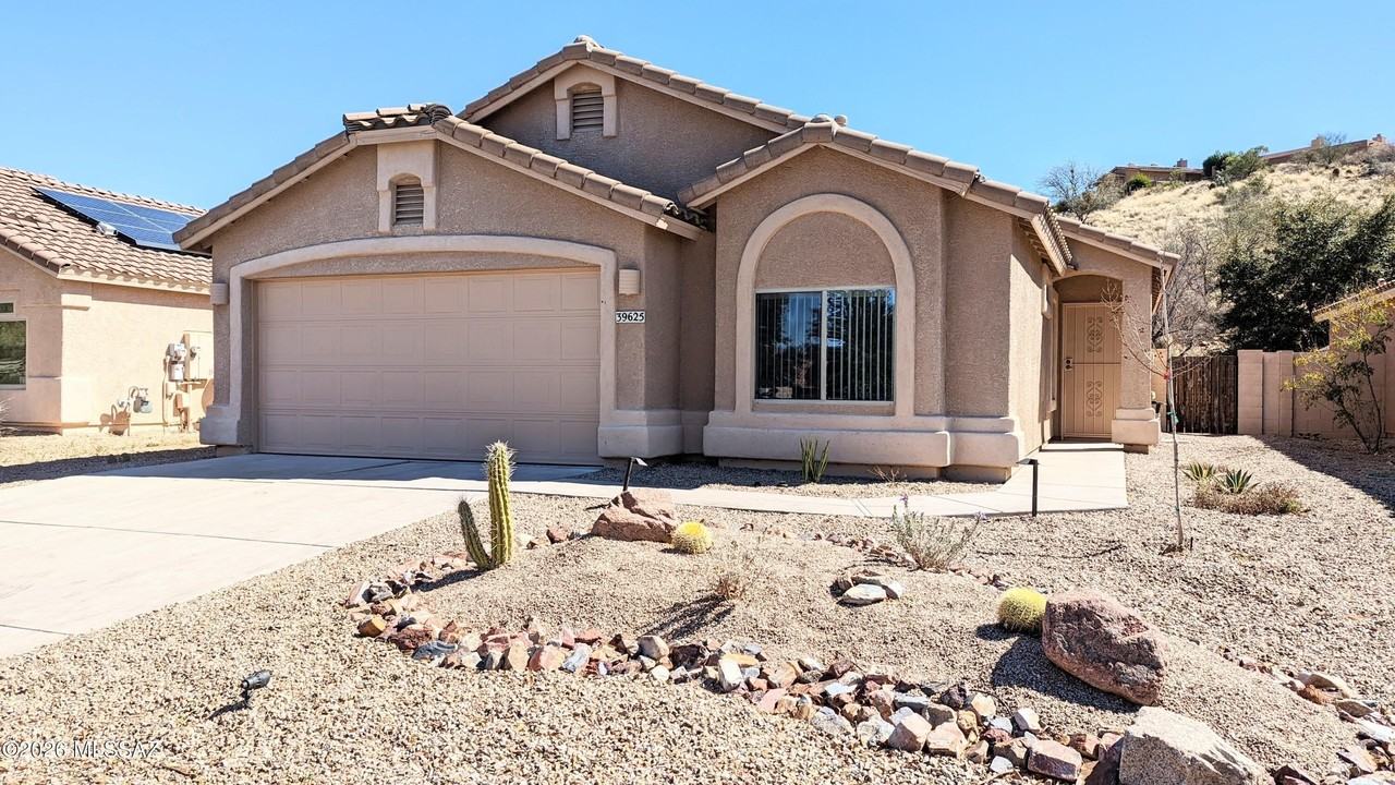 39625 S Old Arena Dr - Photo 2 of 19
