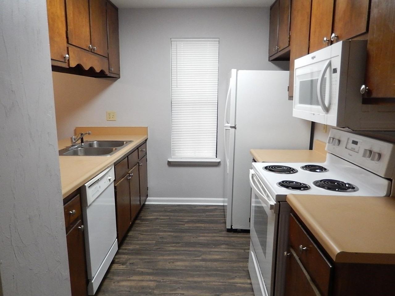 3335 Sedona Rd - Photo 6 of 19