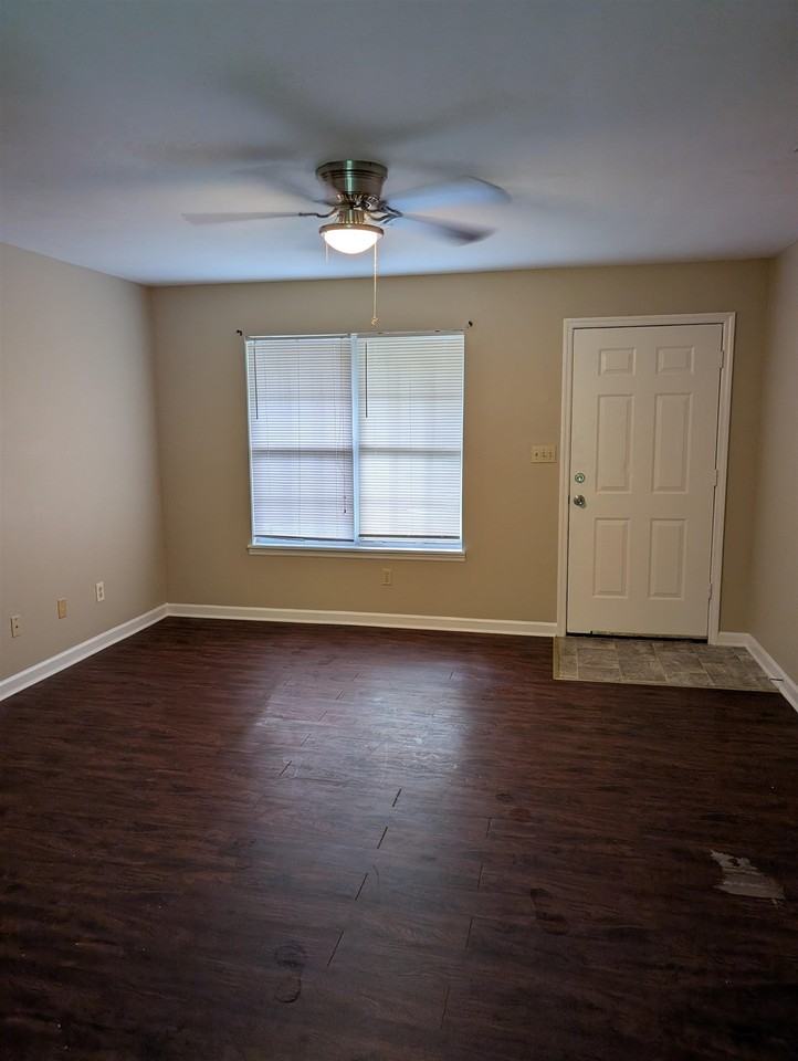 2555 Chateau Ln #3 - Photo 3 of 12