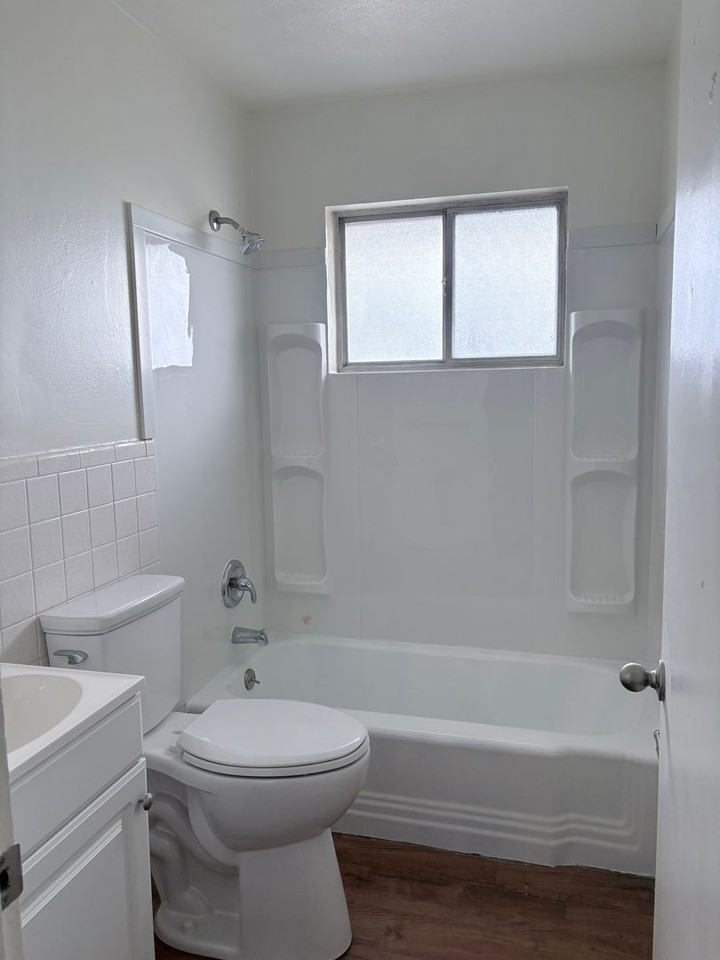 1255 Uhlwood Dr - Photo 6 of 6