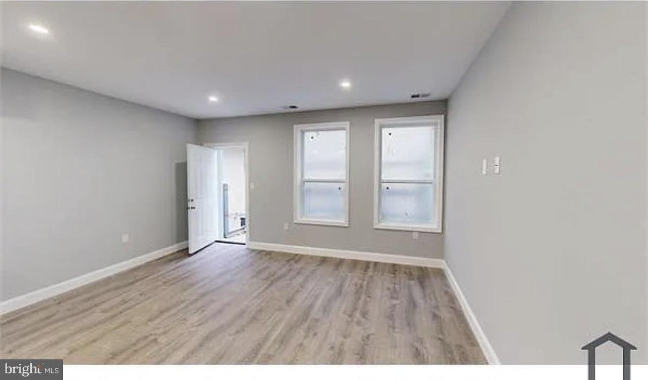 3228 Hiatt Pl Nw #2 - Photo 6 of 17
