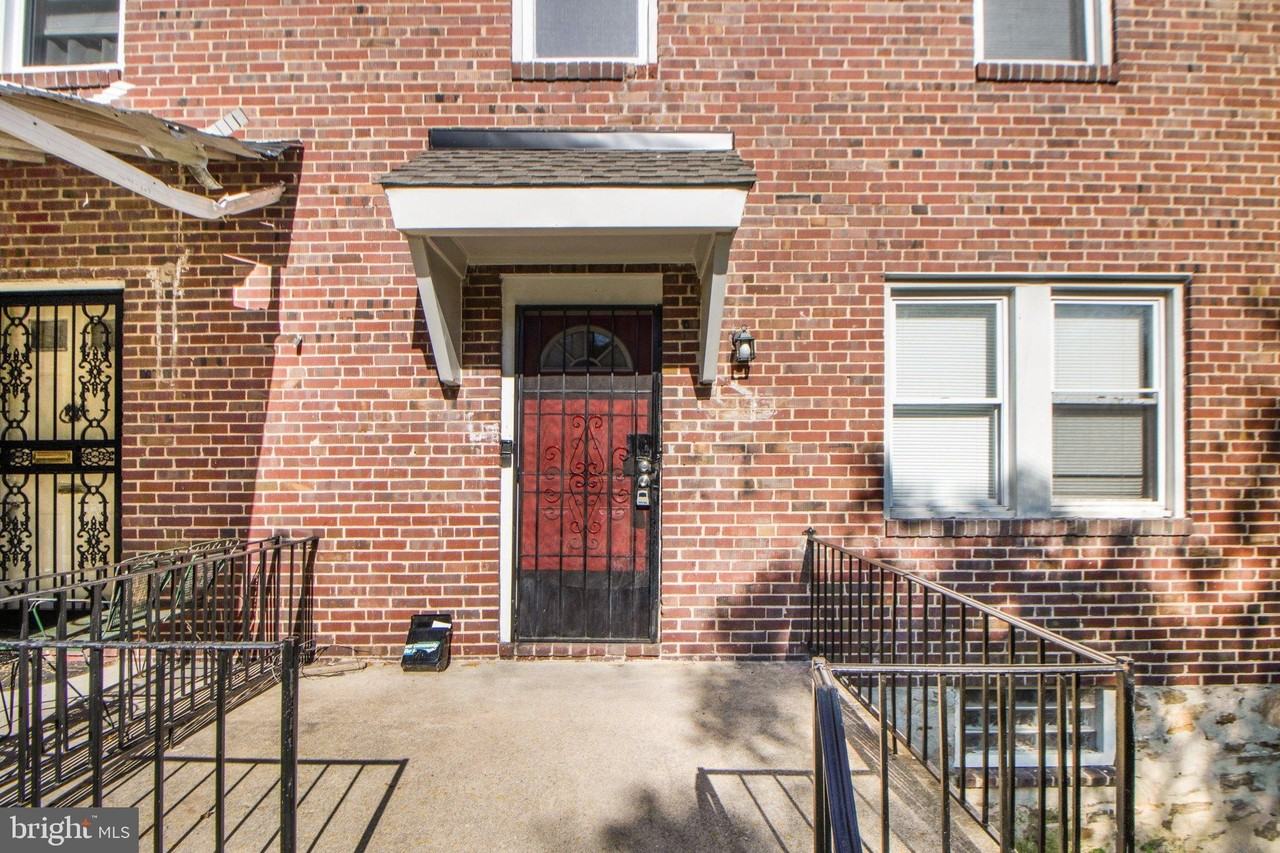 5001 Govane Ave - Photo 3 of 28
