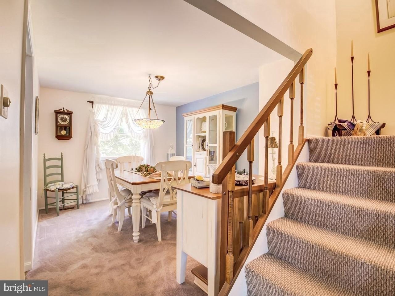 12390 Boncrest Dr - Photo 5 of 26