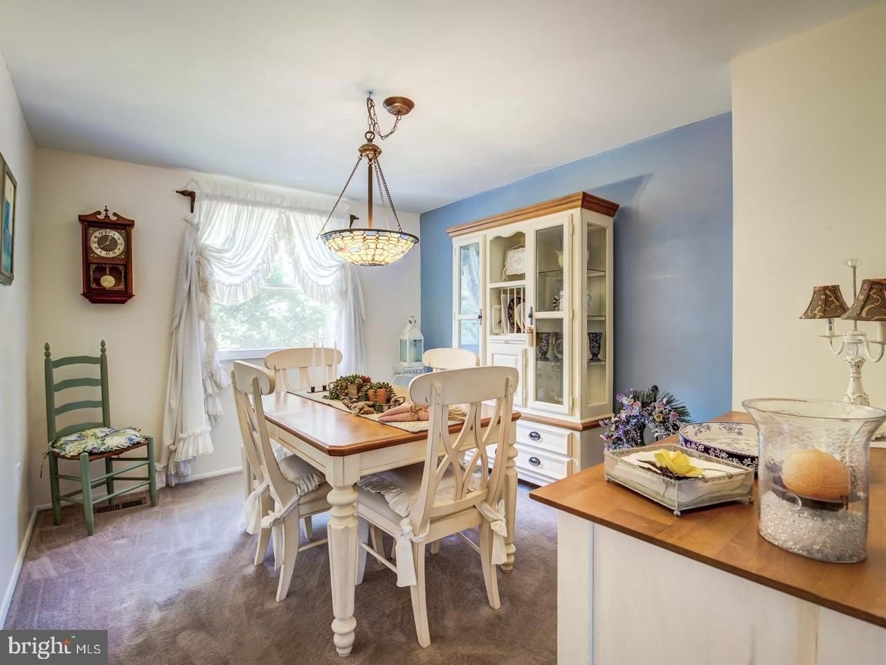 12390 Boncrest Dr - Photo 6 of 26