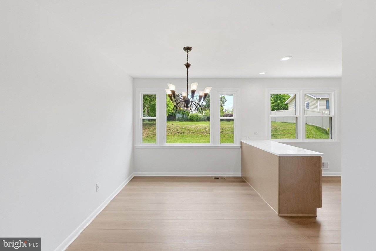9005 Perring Park Rd - Photo 4 of 20