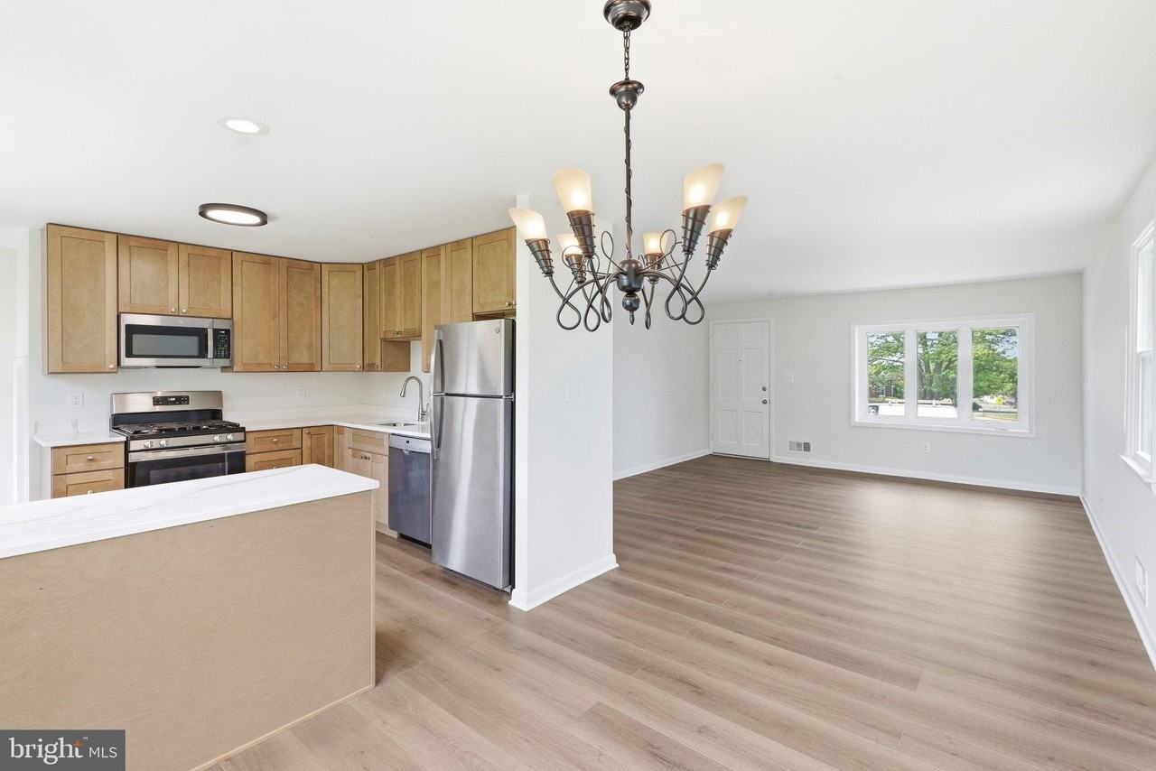 9005 Perring Park Rd - Photo 5 of 20