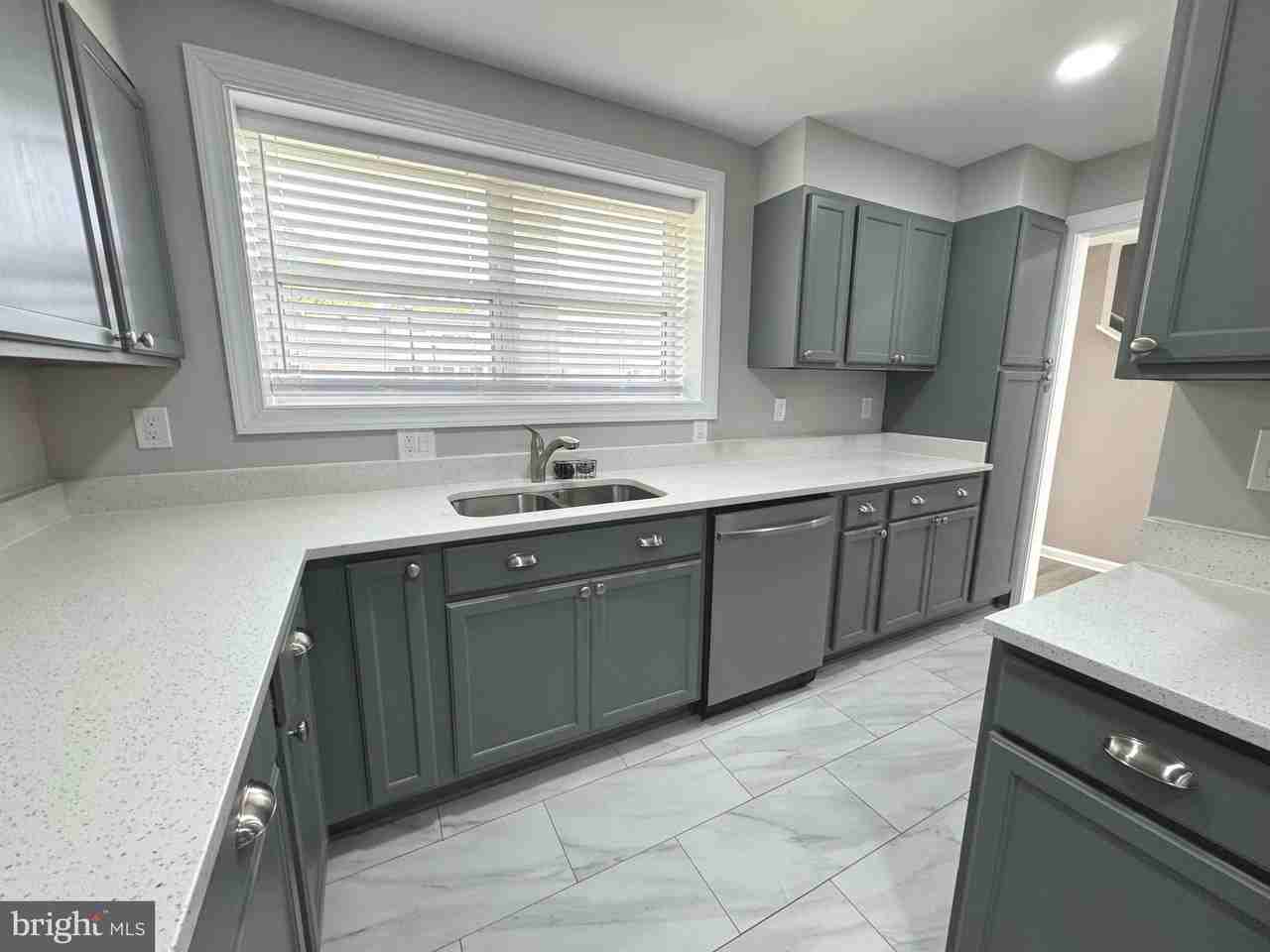 2050 Nike Dr #11 - Photo 6 of 19