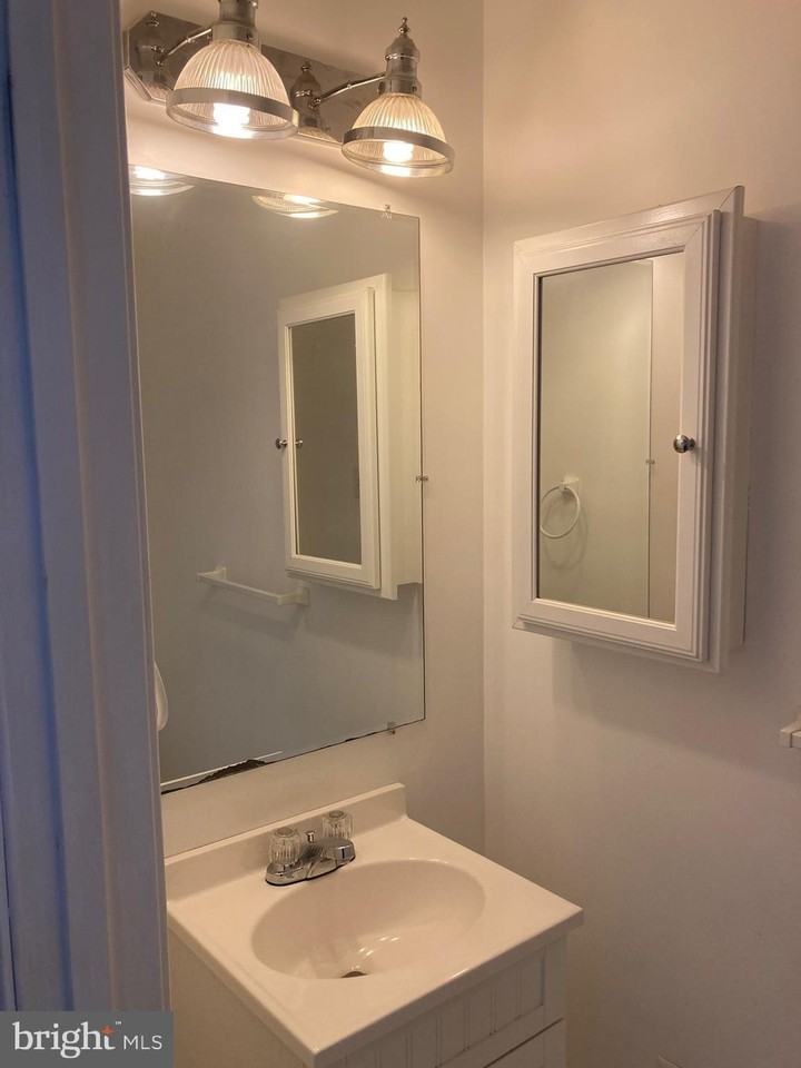 11232 Cristins Cir - Photo 4 of 17