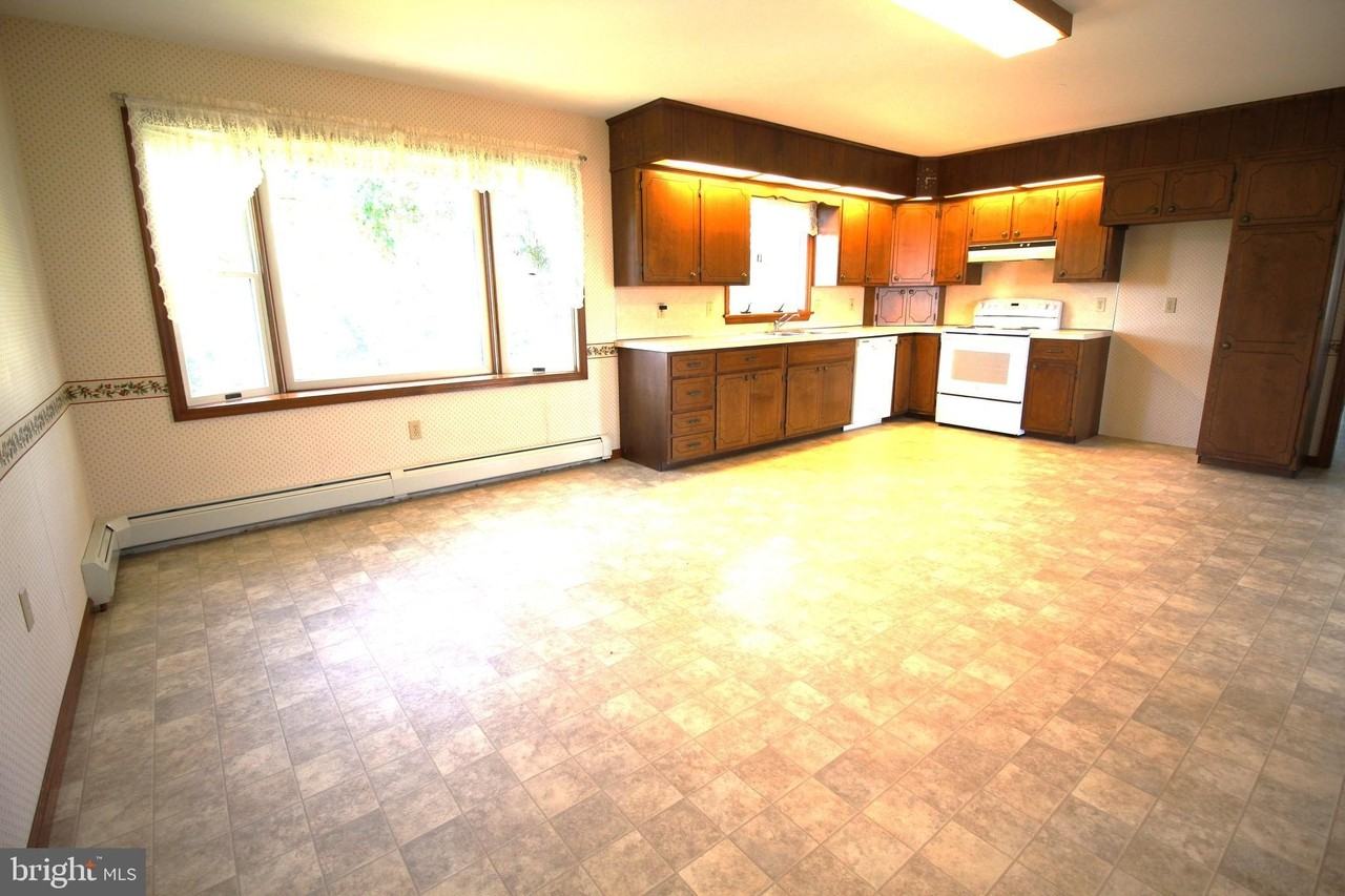 726 Stonecrest Dr - Photo 7 of 22