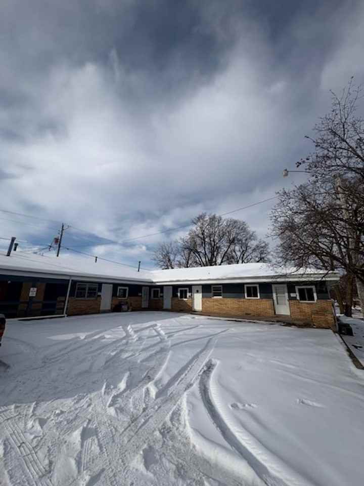 528 Henrietta - Photo 7 of 9
