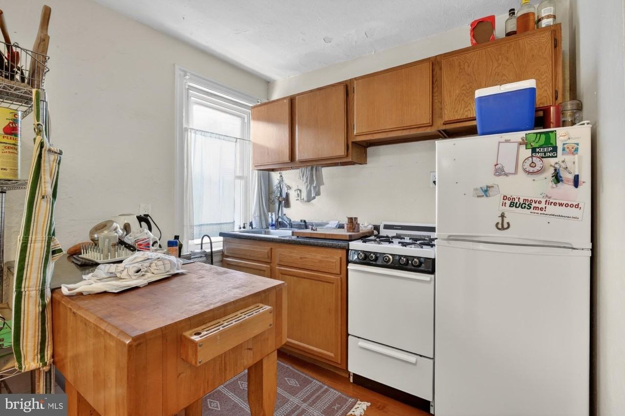 916 Pine St #3R - Photo 4 of 14