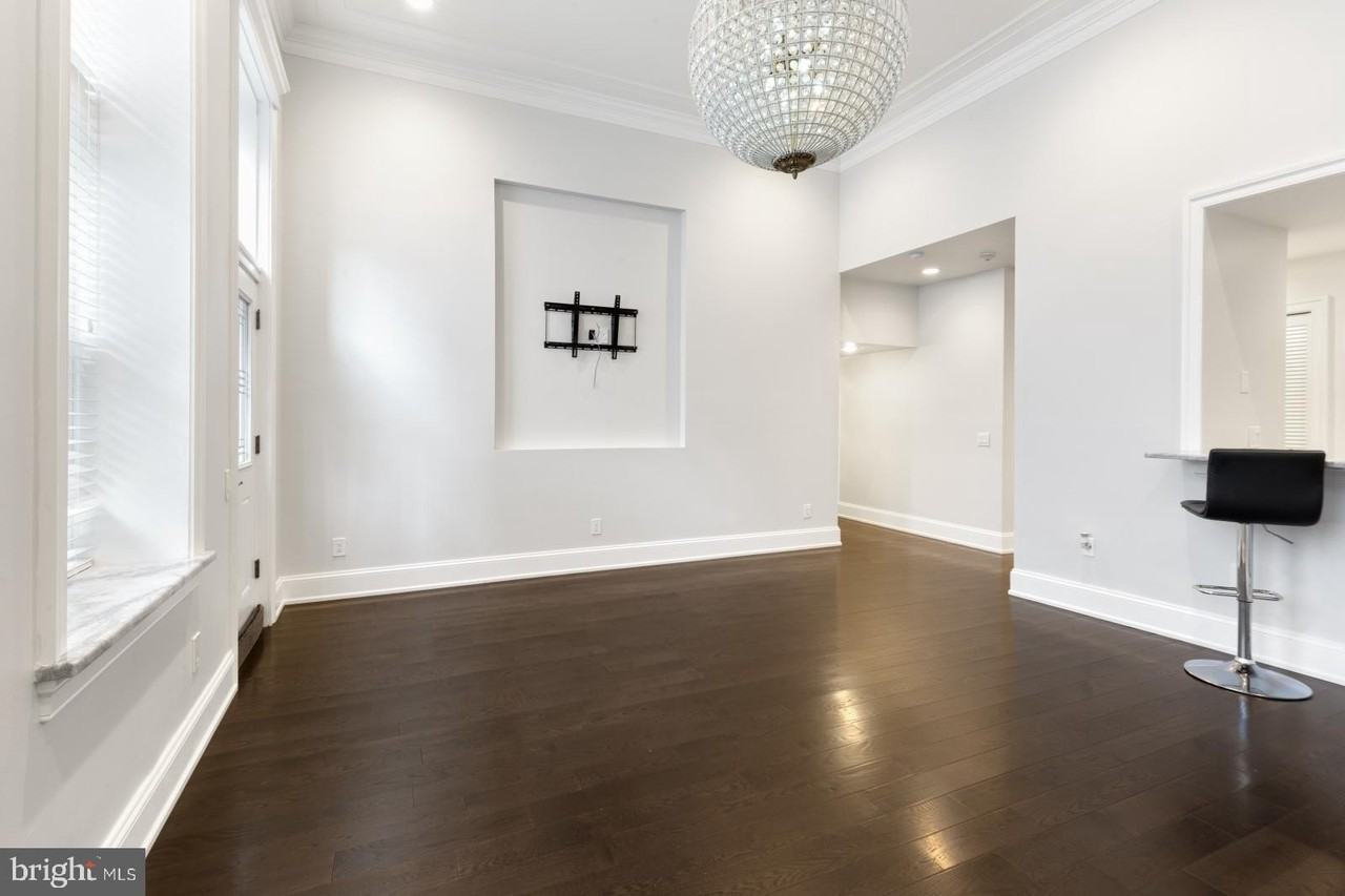 1216 S Letitia St #105 - Photo 6 of 40