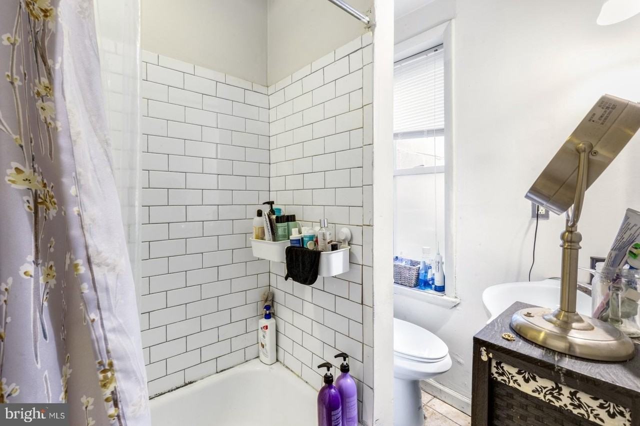 238 W Girard Ave #2 - Photo 7 of 15