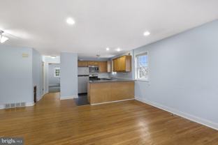 5443 Houghton Pl #2 - Photo 1 of 1