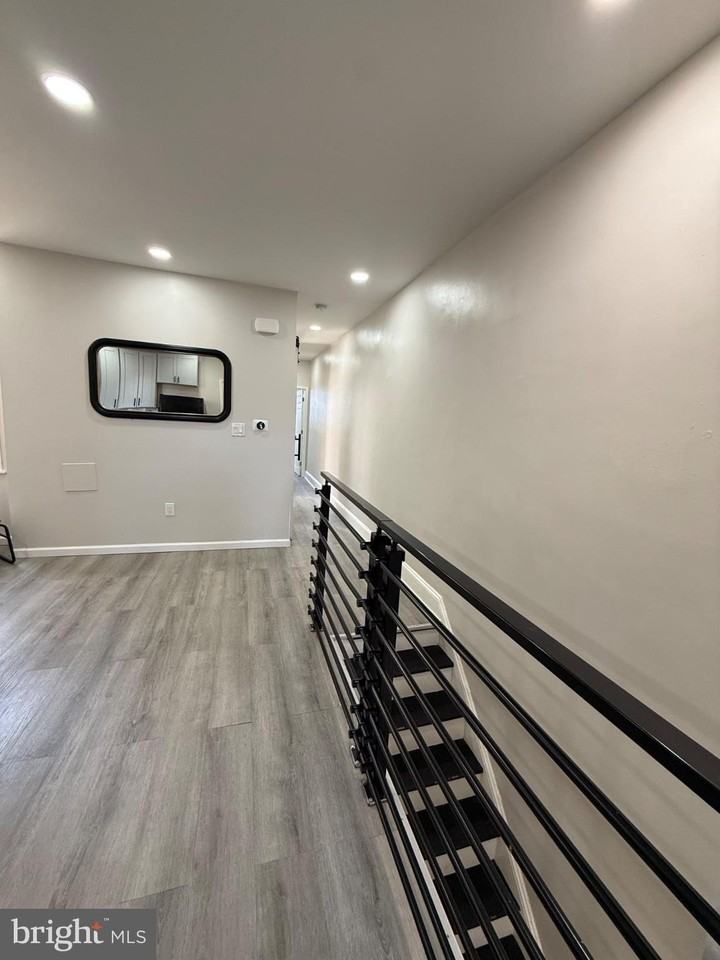2032 S 22nd St #2 - Photo 7 of 16