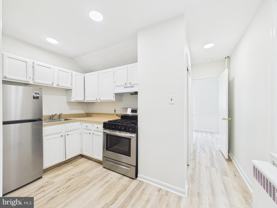 143 N 21st St #1R - Photo 1 of 1