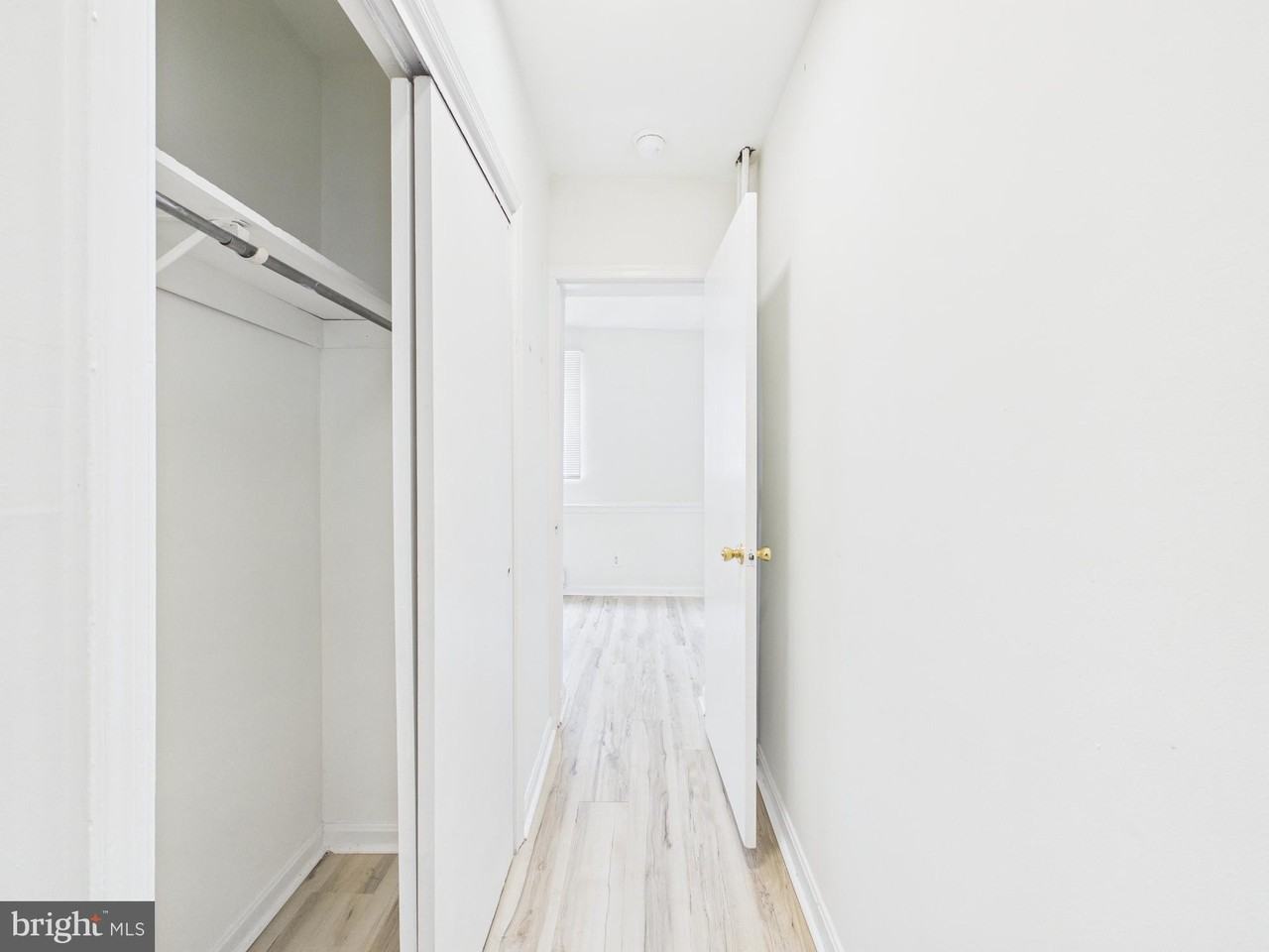 143 N 21st St #1R - Photo 7 of 16