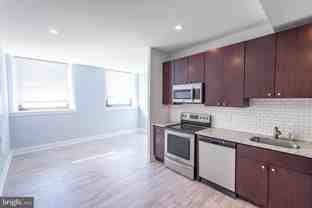 427 Monroe St #103 - Photo 1 of 1