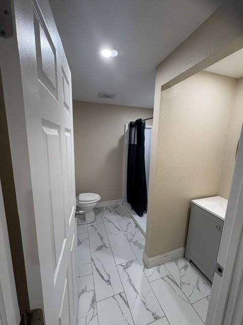 400 6th St #1 - Photo 3 of 5