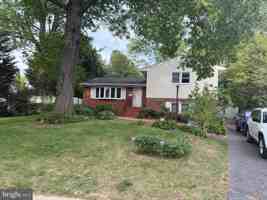 featured image of 1631 Warner Ave