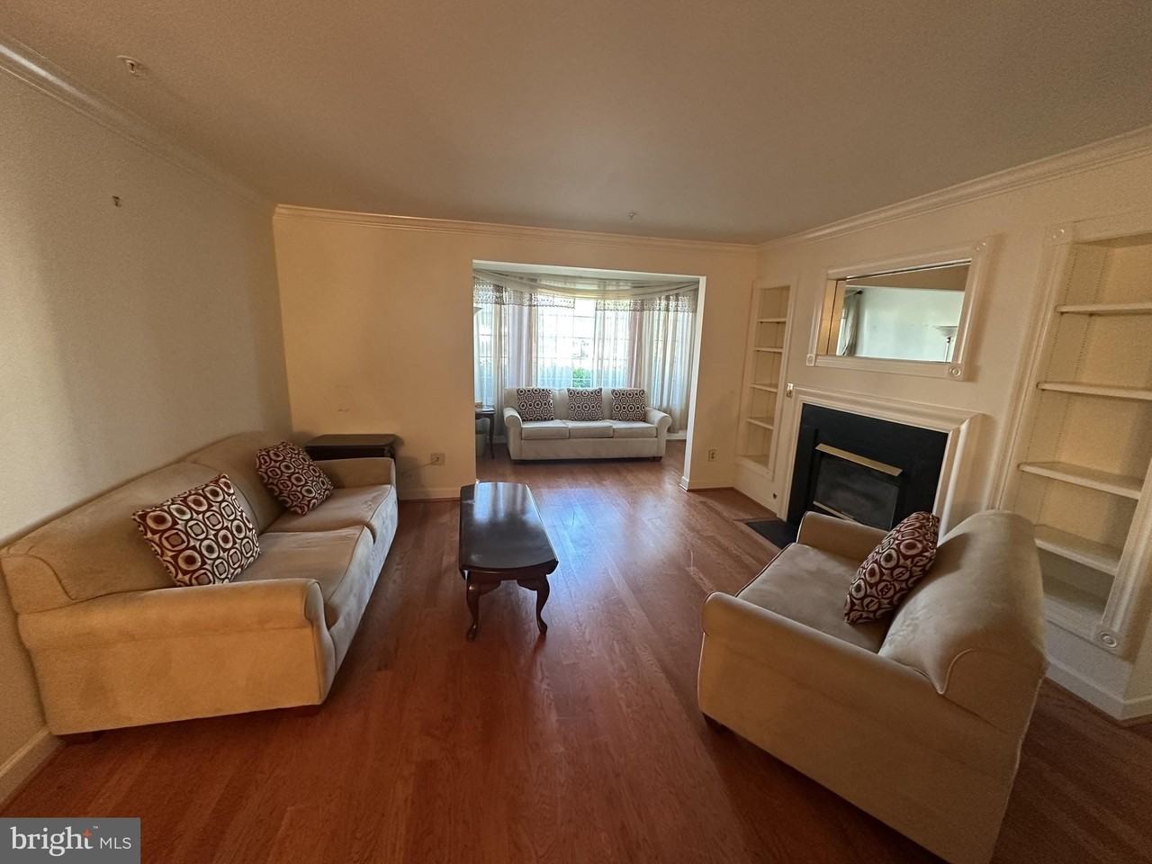 9224 Cardinal Forest Ln #D - Photo 3 of 18