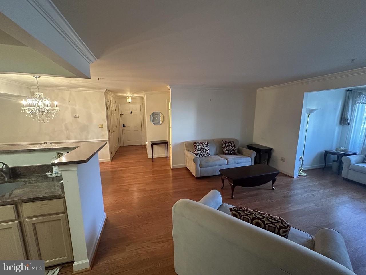9224 Cardinal Forest Ln #D - Photo 4 of 18