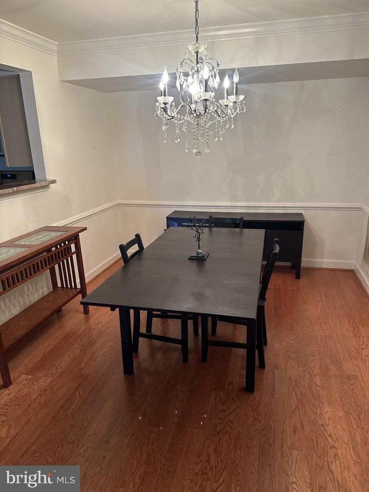 9224 Cardinal Forest Ln #D - Photo 6 of 18