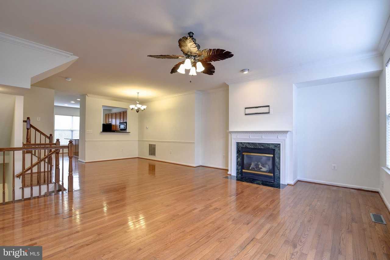 12838 Marblestone Dr - Photo 7 of 49