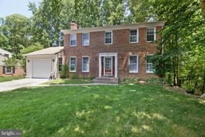 featured image of 11957 Governors Ct