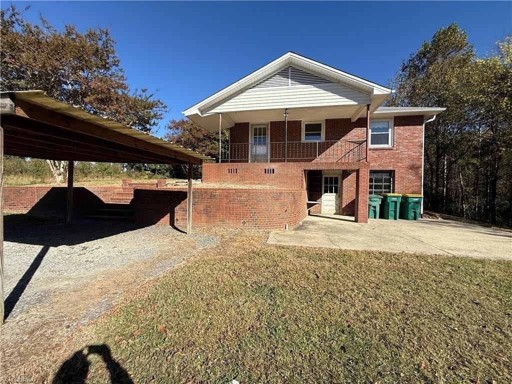 3241 Harper Rd - Photo 4 of 28