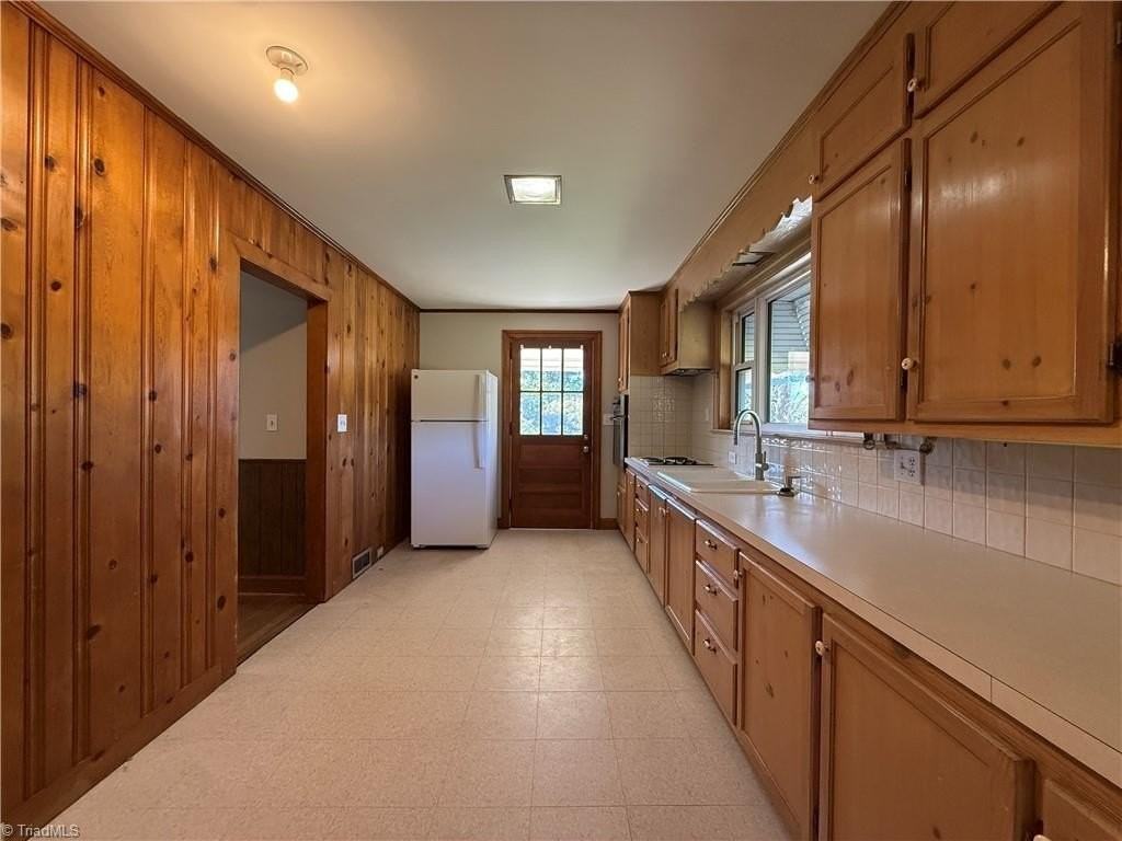 3241 Harper Rd - Photo 7 of 28