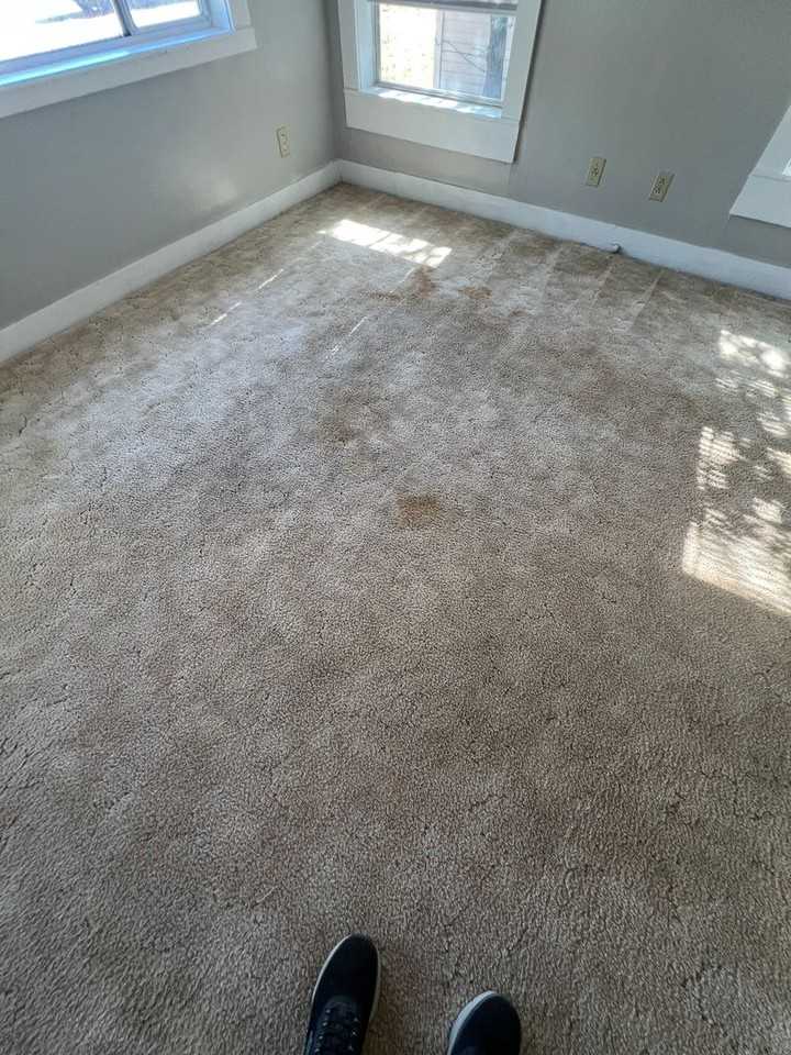 634 E North 15th St - Photo 3 of 10