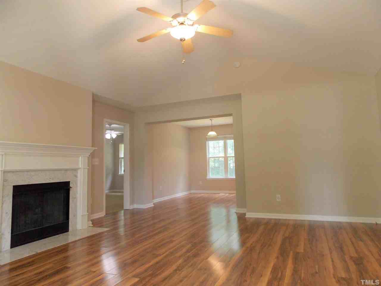 2506 Patton Ln - Photo 4 of 29