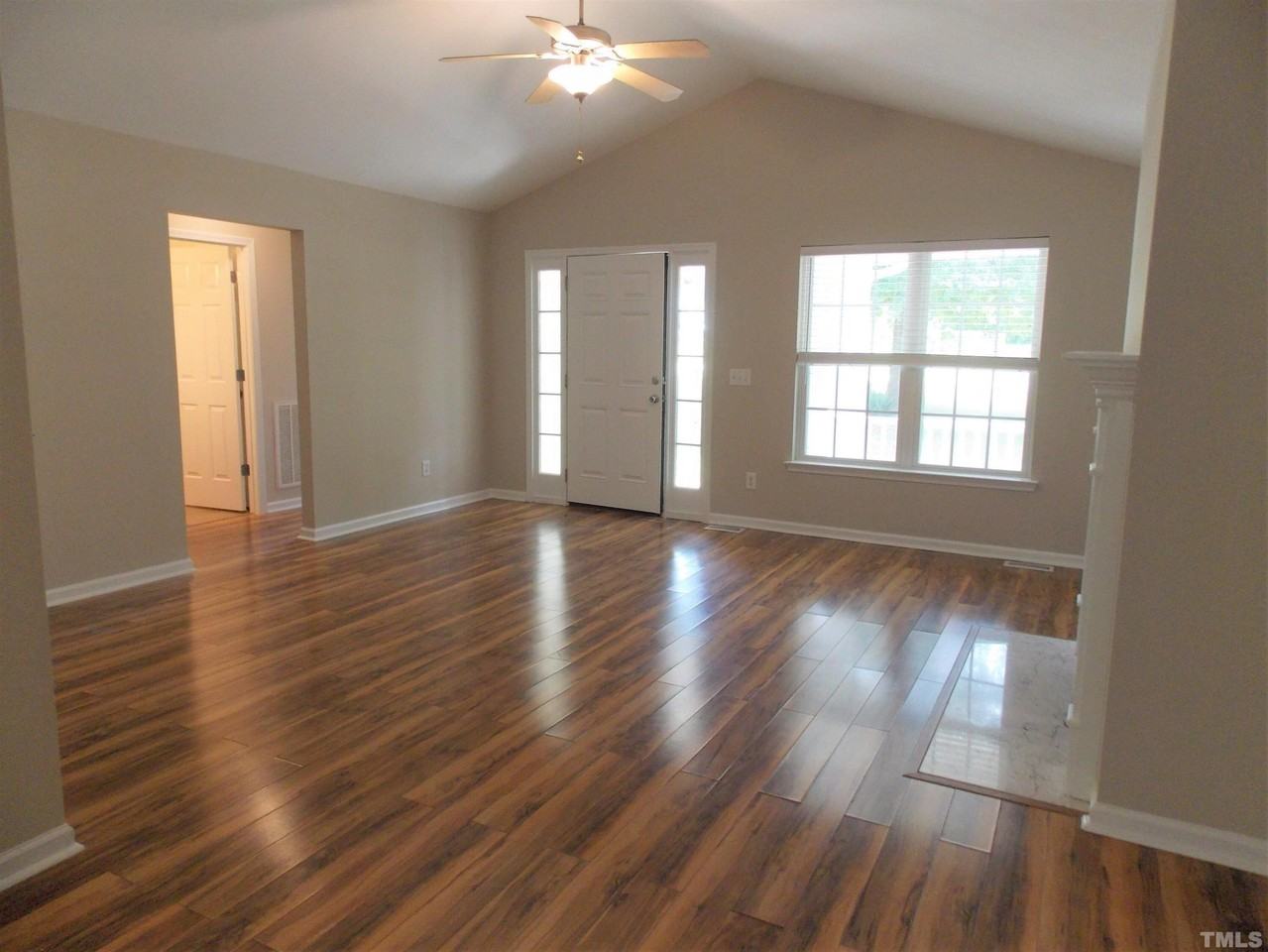 2506 Patton Ln - Photo 7 of 29