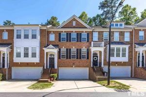 featured image of 2706 Laurelcherry St