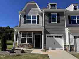 featured image of 836 Pryor St