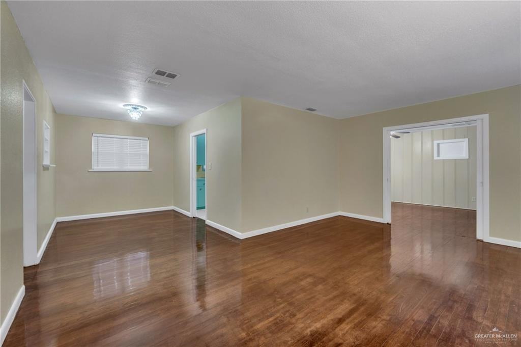 439 Quince Cir - Photo 5 of 15