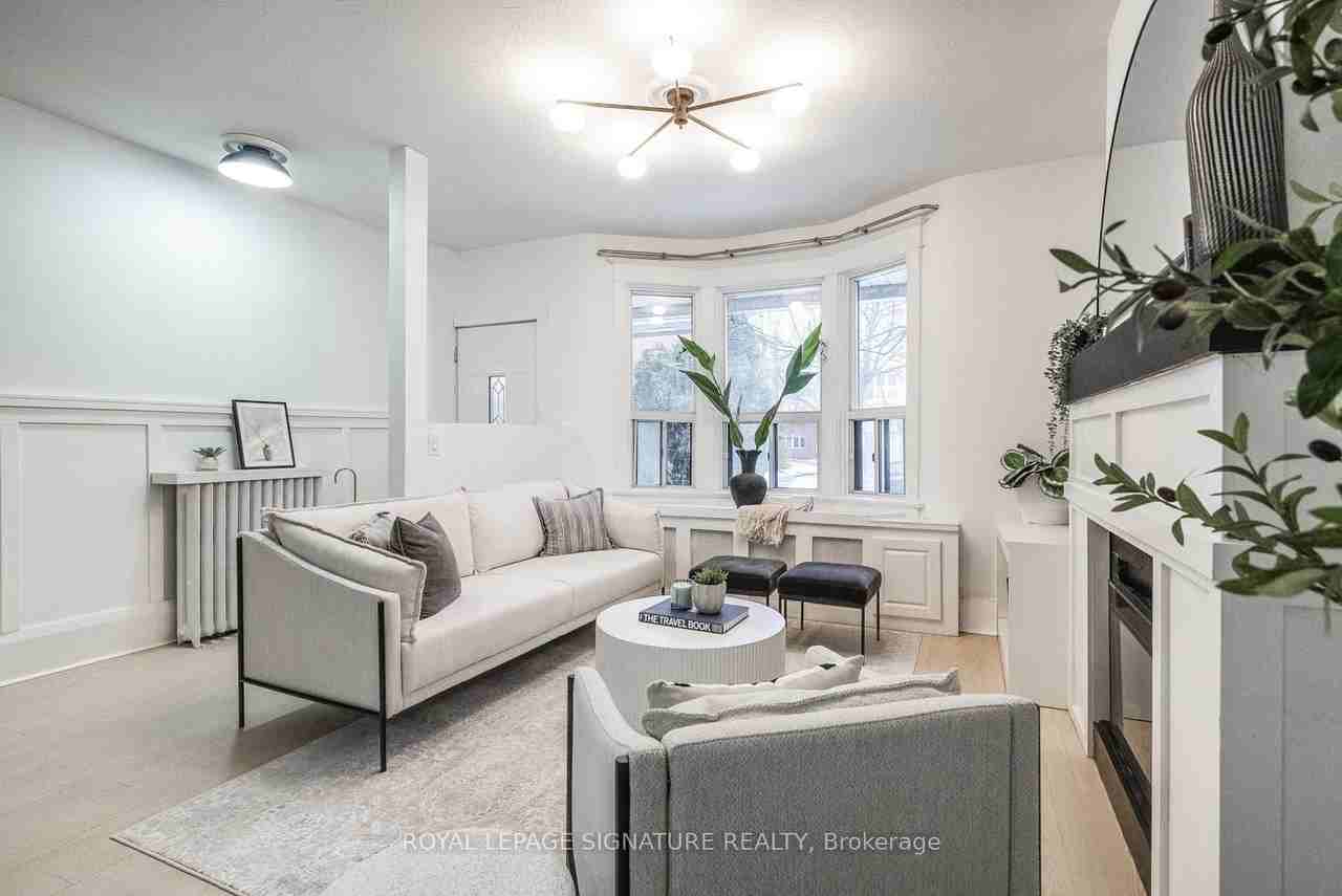 216 Parkmount Road - Photo 2 of 30