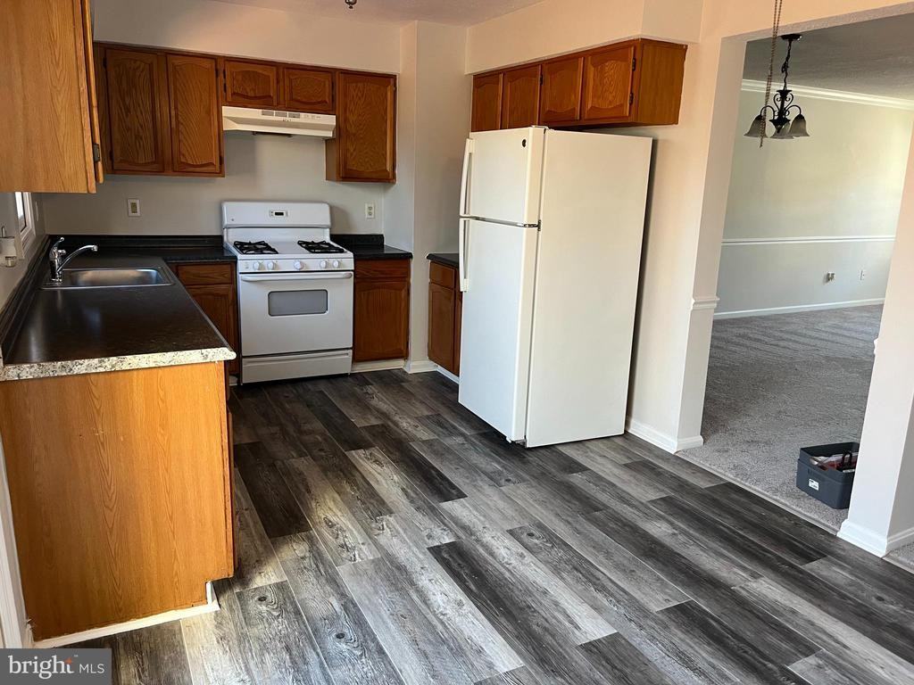 10503 Greta Lynn Ct - Photo 6 of 29
