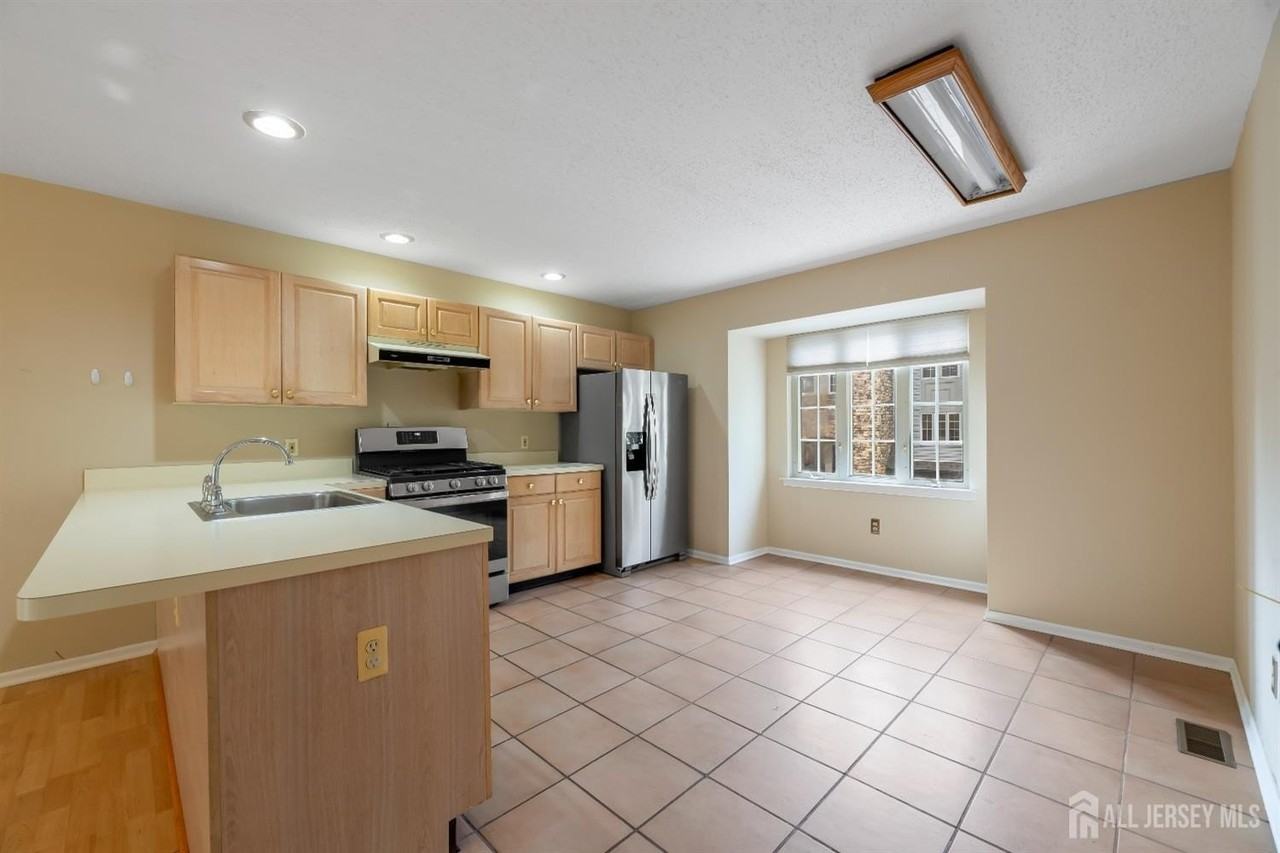7 Finch Ct - Photo 5 of 49