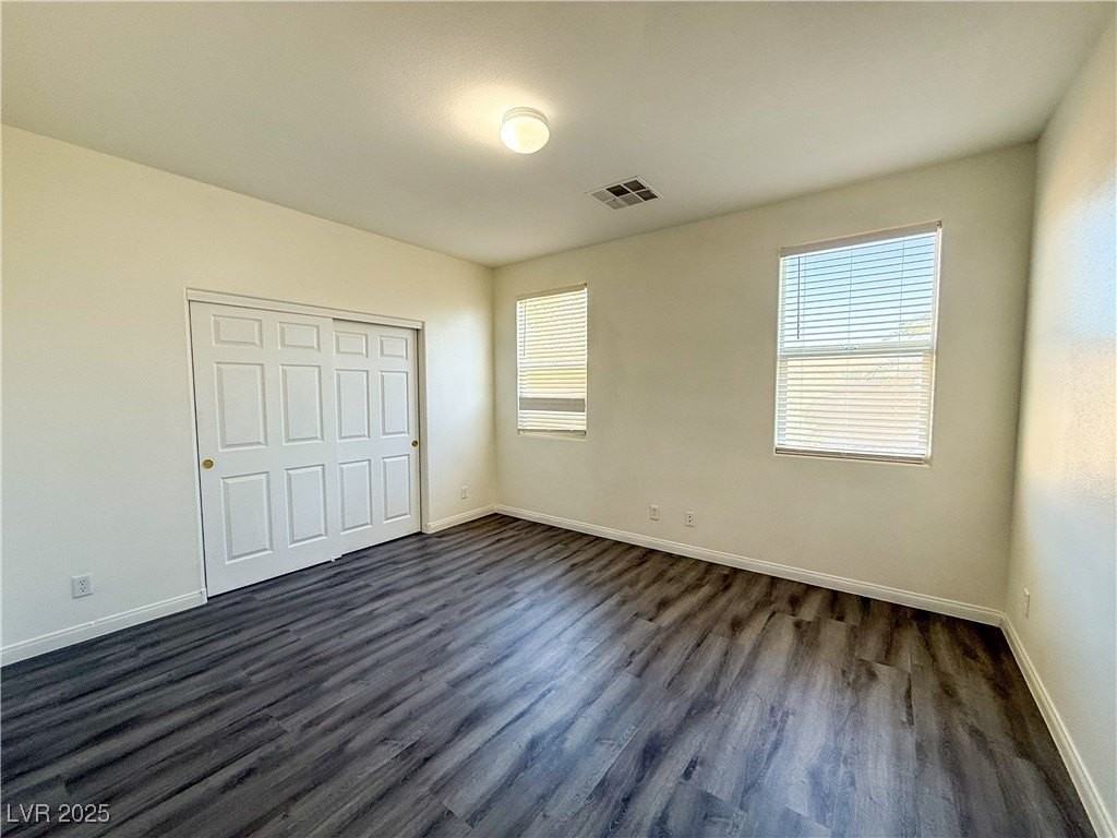 10246 Valaspen St - Photo 2 of 50