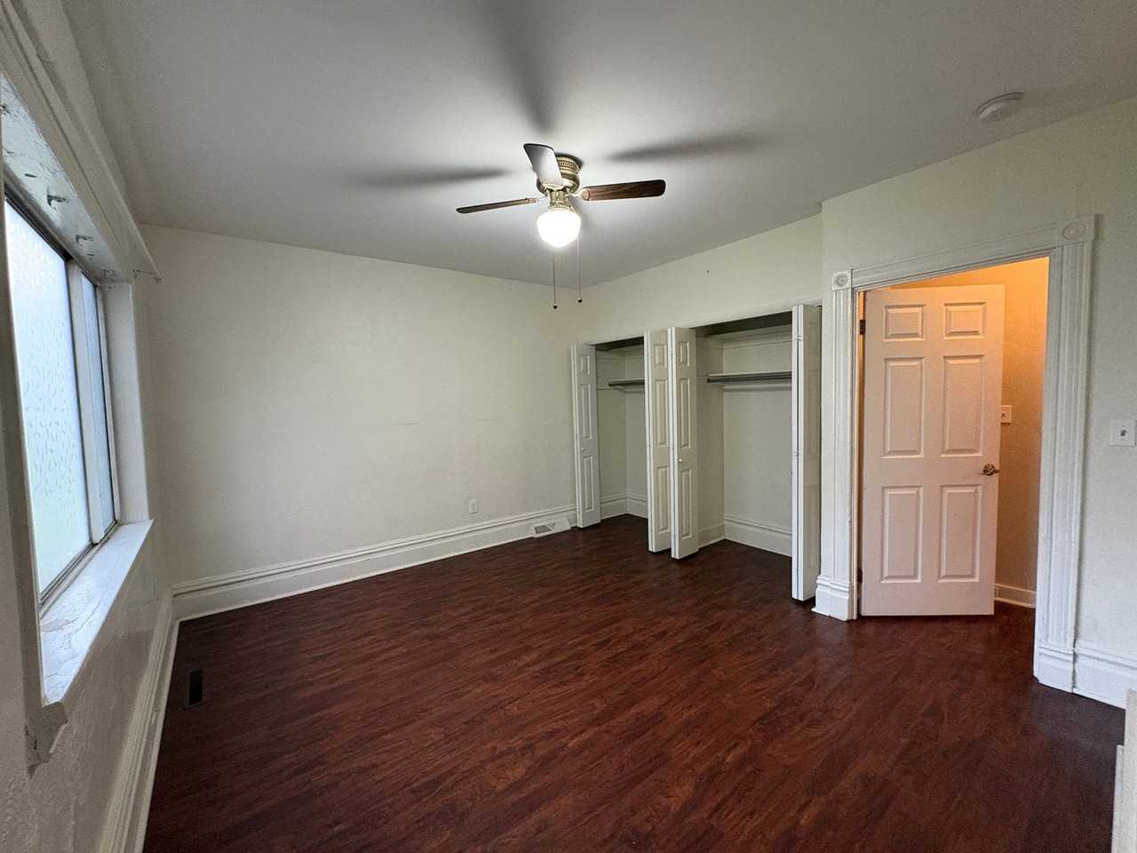One and Two Bedroom Apartment Building - Photo 5 of 32