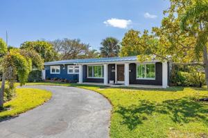 featured image of 2624 Ne 30th St
