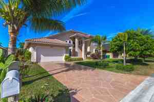 featured image of 9901 Nw 48th Ct