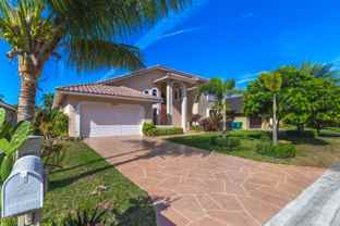 9901 Nw 48th Ct - Photo 1 of 1
