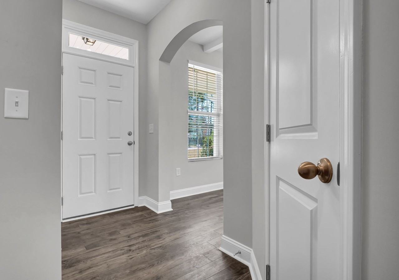 203 E Red Head Cir - Photo 2 of 39
