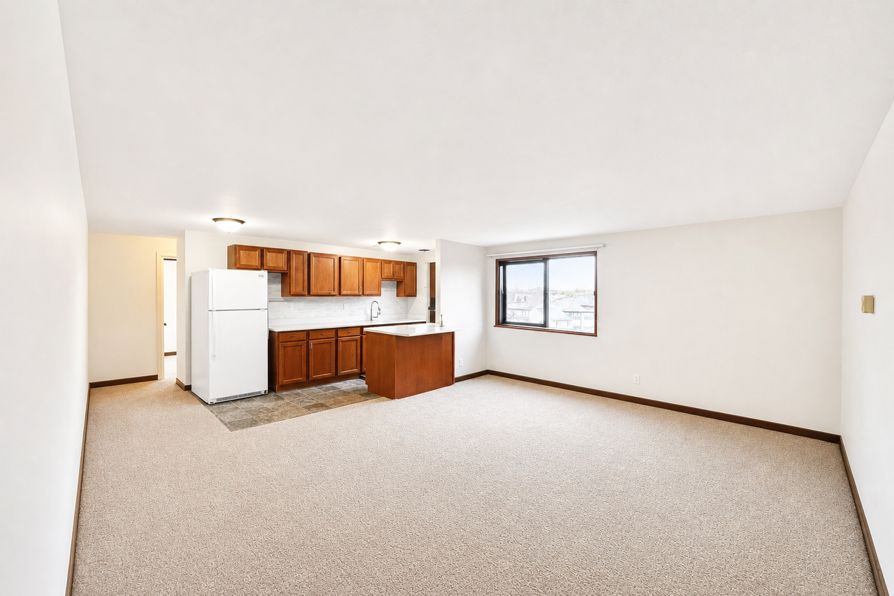 1425 1425 MCFARLAND ROADAPT 602 #602 - Photo 2 of 9