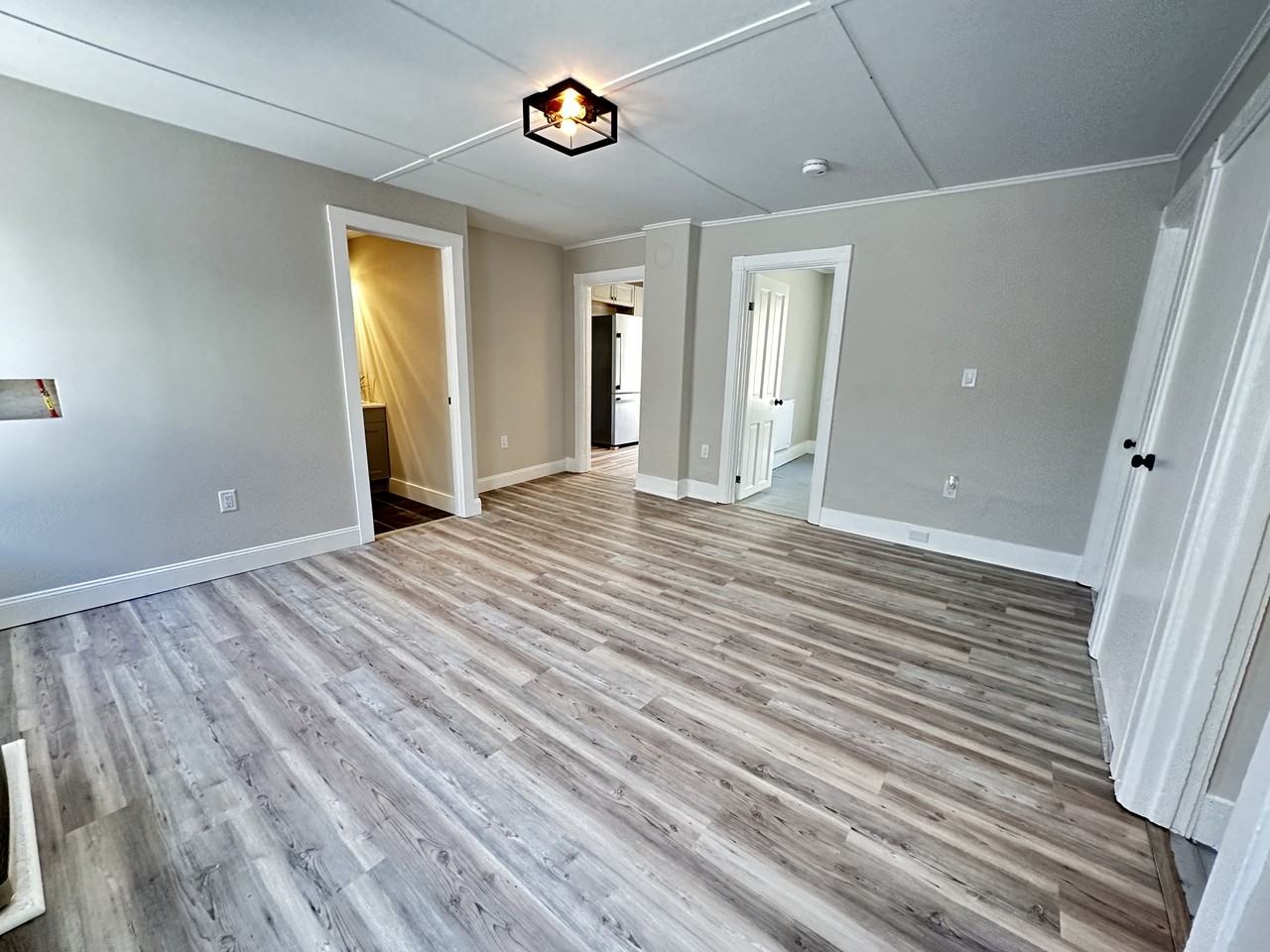 38 Cedar St #40-2ndFL - Photo 3 of 14
