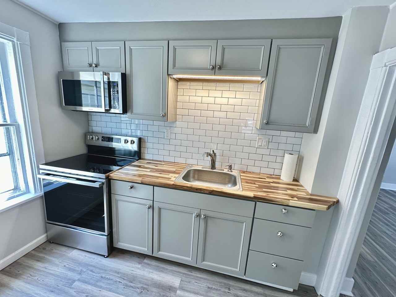38 Cedar St #40-2ndFL - Photo 4 of 14