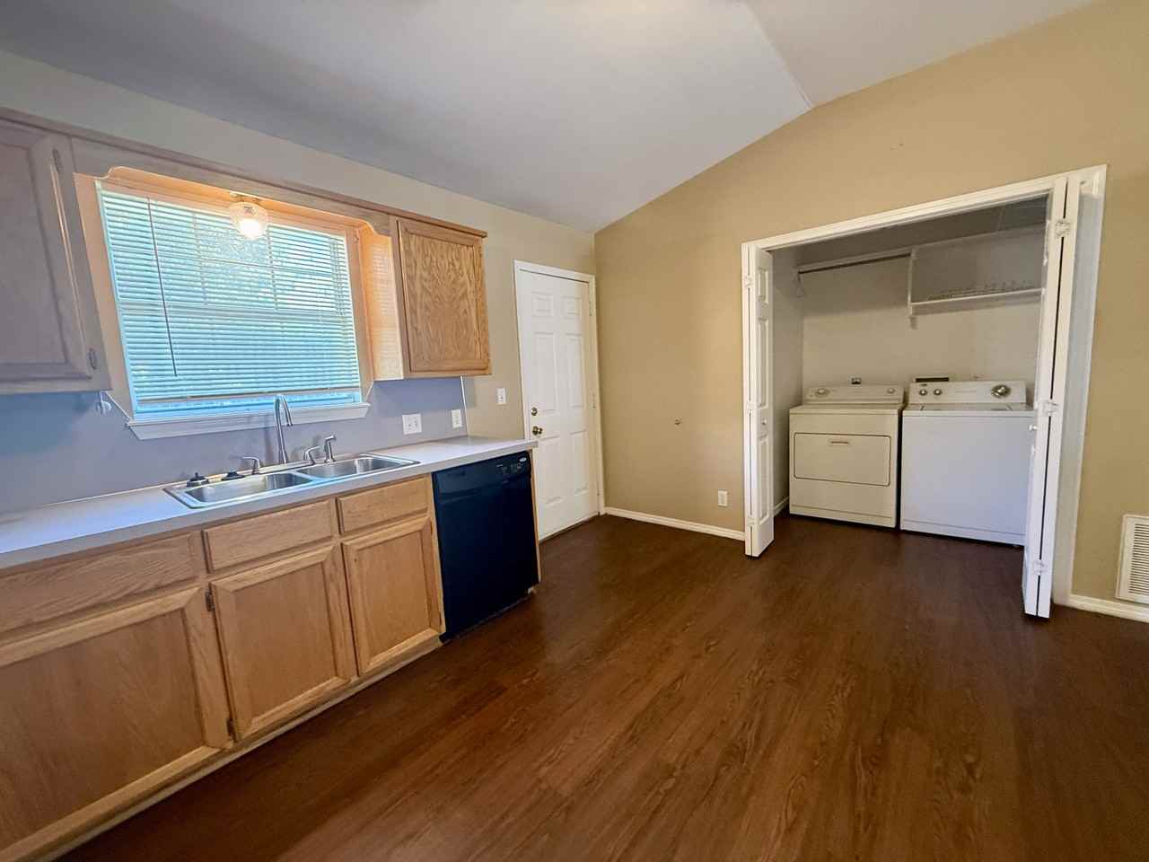 2408 Cimmarron Dr #1 - Photo 5 of 20